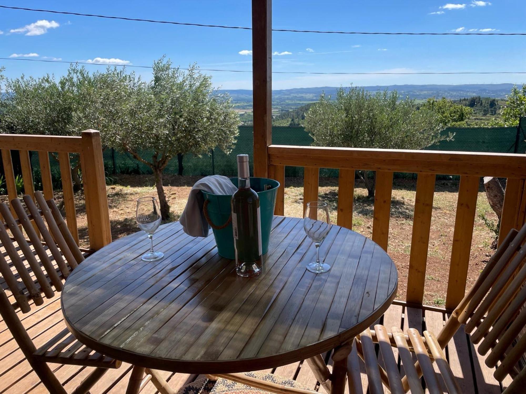 Mobil-Home En Pleine Nature A 3 Mins Du Lac Du Salagou Avec Vue Panoramique Лакост Экстерьер фото