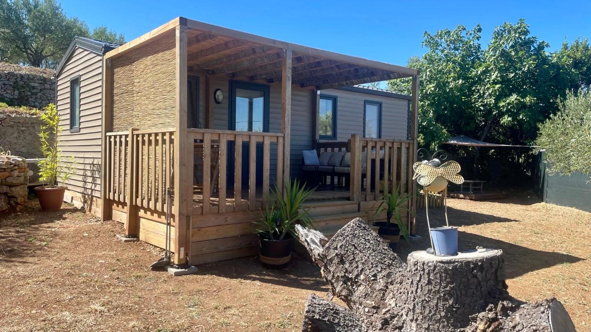 Mobil-Home En Pleine Nature A 3 Mins Du Lac Du Salagou Avec Vue Panoramique Лакост Экстерьер фото